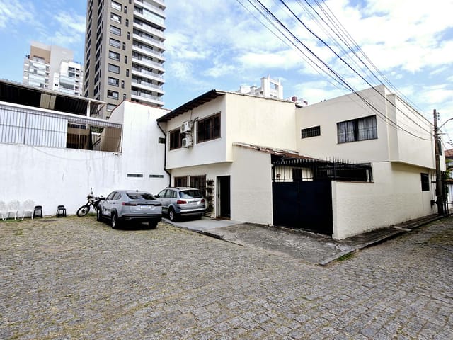 Foto do Outro - Casa de vila para venda em Vila Cordeiro com 2 quartos, sendo 1 suíte, 215m² | Lares e Andares Imóveis