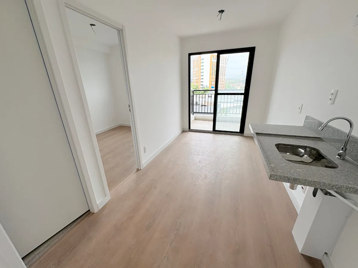 Studio para venda em Moema com 1 quarto, 28m²