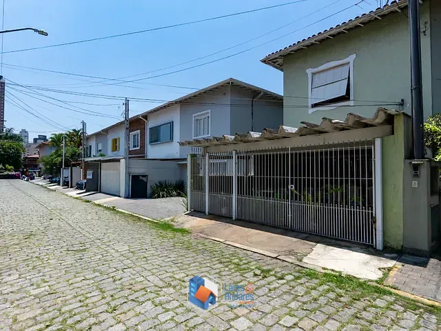 Outro com 136m² 3 quartos e 4 banheiros, à venda, no bairro Vila Nova Conceição em São Paulo