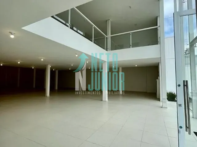 Galpão com 800m², para alugar, no bairro Moema em São Paulo