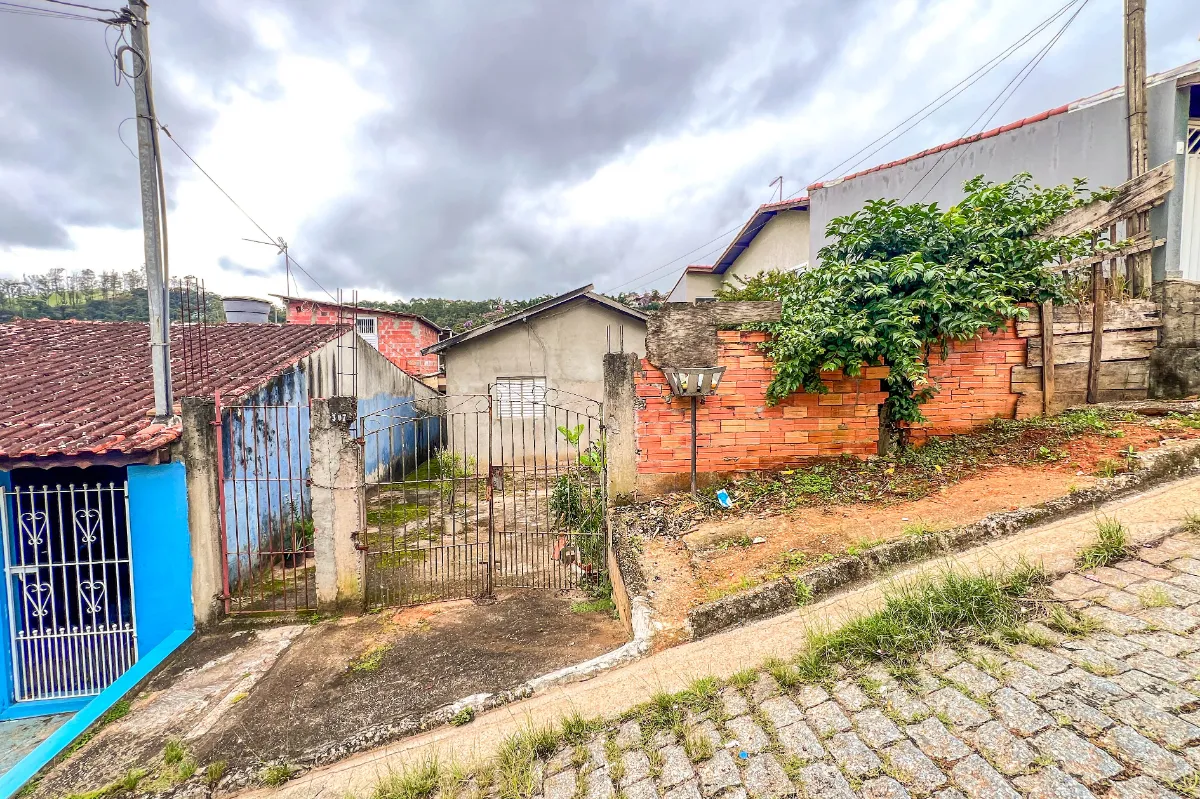 Casa de vila para venda em Quarta Divisão com 4 quartos, 99m²