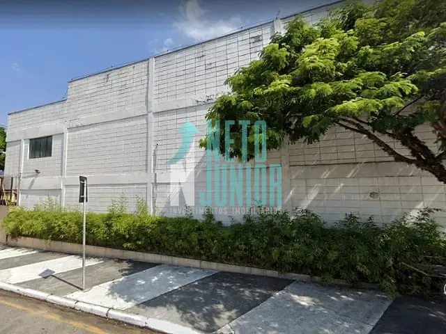 Galpão com 2022m², para alugar, no bairro Jardim Iracema em Barueri