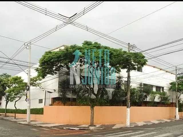 Galpão com 2022m², para alugar, no bairro Jardim Iracema em Barueri