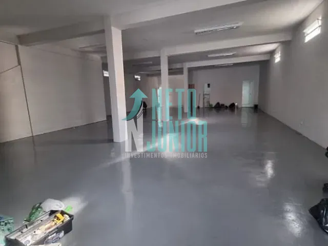 Galpão com 250m², para alugar, no bairro Santo Amaro em São Paulo
