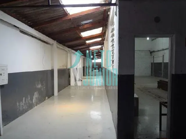 Galpão com 670m², para alugar, no bairro Capela do Socorro em São Paulo