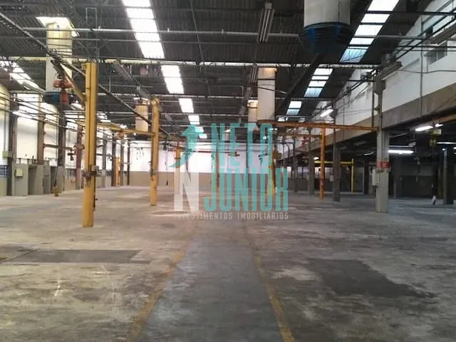 Galpão com 6500m², para alugar, no bairro Água Branca em São Paulo