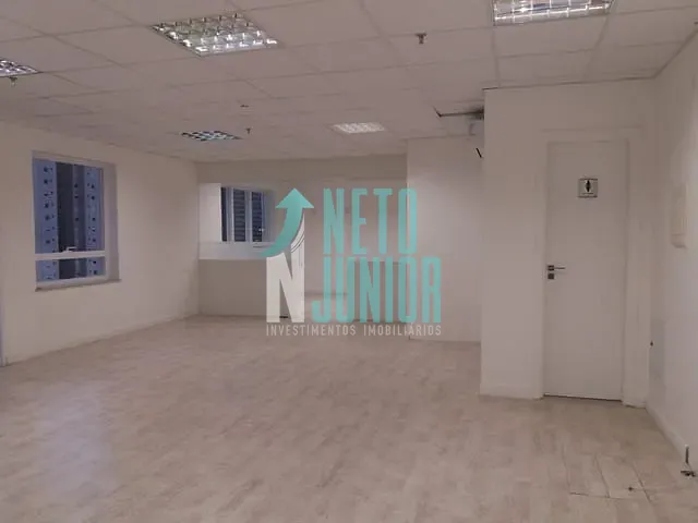 Conjunto com 119m², para alugar, no bairro Vila Gertrudes em São Paulo