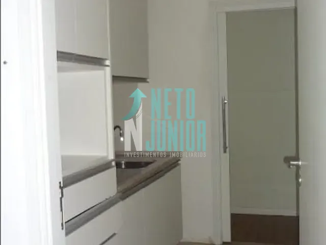 Conjunto com 210m², para alugar, no bairro Cerqueira César em São Paulo