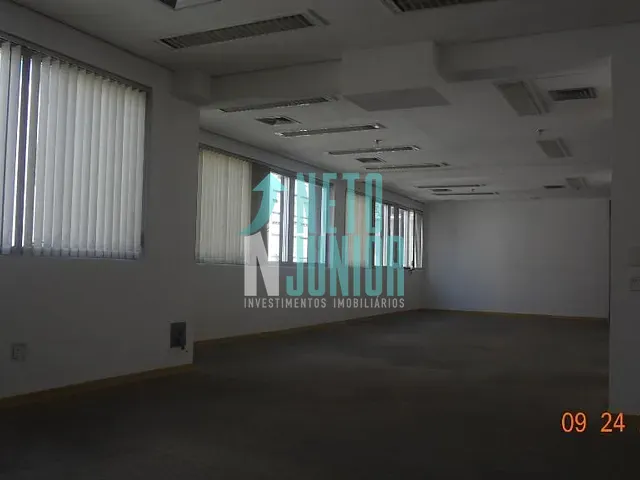 Conjunto com 210m², para alugar, no bairro Cerqueira César em São Paulo