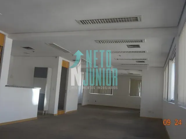 Conjunto com 210m², para alugar, no bairro Cerqueira César em São Paulo