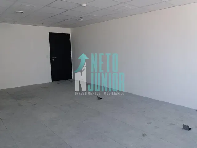 Conjunto com 40m², para alugar, no bairro Vila Almeida em São Paulo
