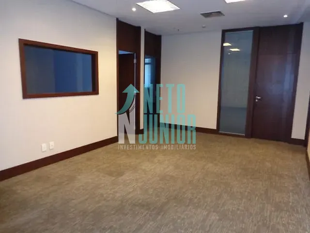 Conjunto com 363m², para alugar, no bairro Itaim Bibi em São Paulo