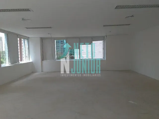 Conjunto com 258m², para alugar, no bairro Cidade Monções em São Paulo