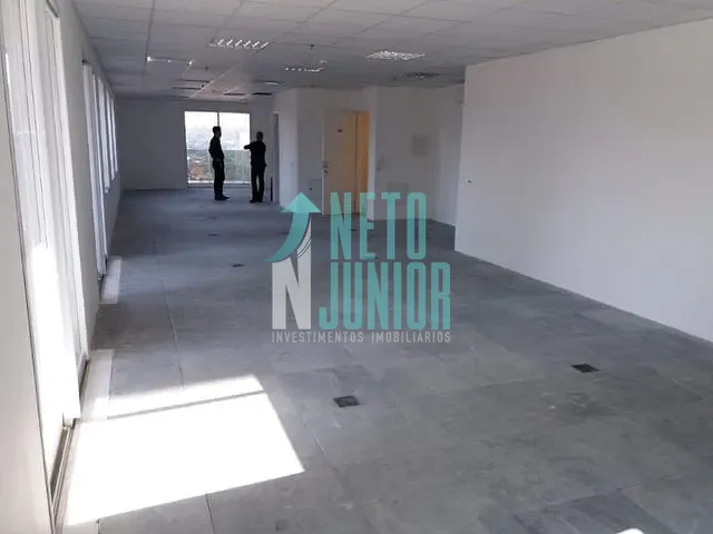 Conjunto com 120m², à venda, no bairro Vila Gertrudes em São Paulo