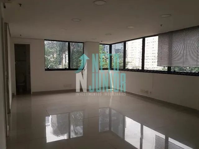 Conjunto com 80m², à venda, no bairro Brooklin Novo em São Paulo