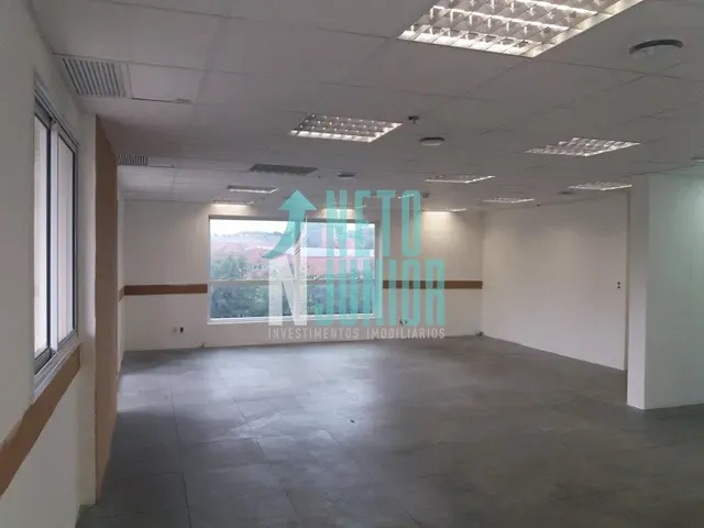 Conjunto com 220m², à venda ou para alugar, no bairro Brooklin Novo em São Paulo