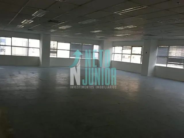 Conjunto com 500m², para alugar, no bairro Itaim Bibi em São Paulo