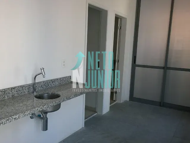 Conjunto com 557m², para alugar, no bairro Itaim Bibi em São Paulo
