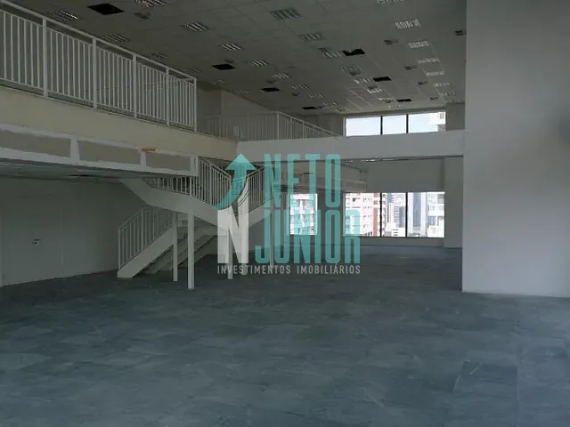 Conjunto com 666m², para alugar, no bairro Itaim Bibi em São Paulo