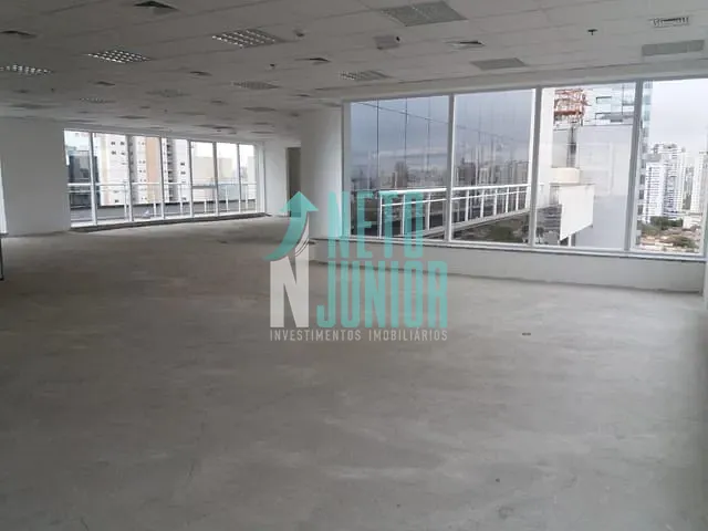 Conjunto com 794m², para alugar, no bairro Cidade Monções em São Paulo