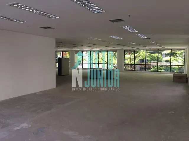 Conjunto com 500m², para alugar, no bairro Vila Olímpia em São Paulo