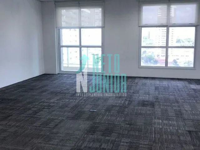 Conjunto com 160m², para alugar, no bairro Chácara Santo Antônio em São Paulo