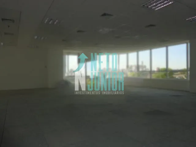 Sala com 260m², para alugar, no bairro Brooklin em São Paulo