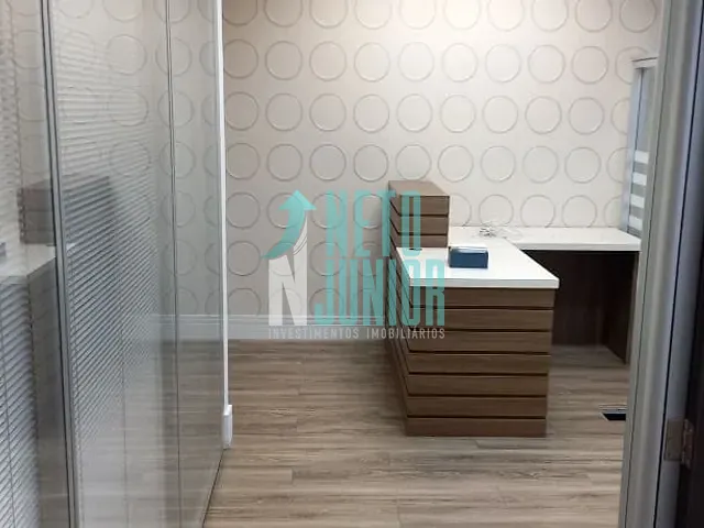 Conjunto com 217m², para alugar, no bairro Vila Cordeiro em São Paulo