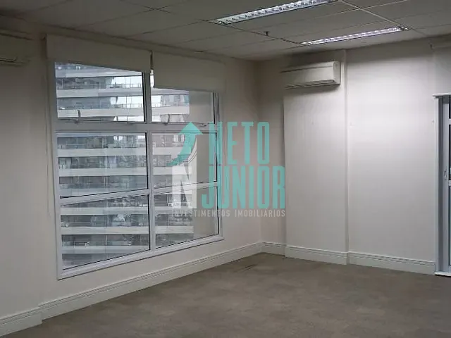 Conjunto com 217m², para alugar, no bairro Vila Cordeiro em São Paulo