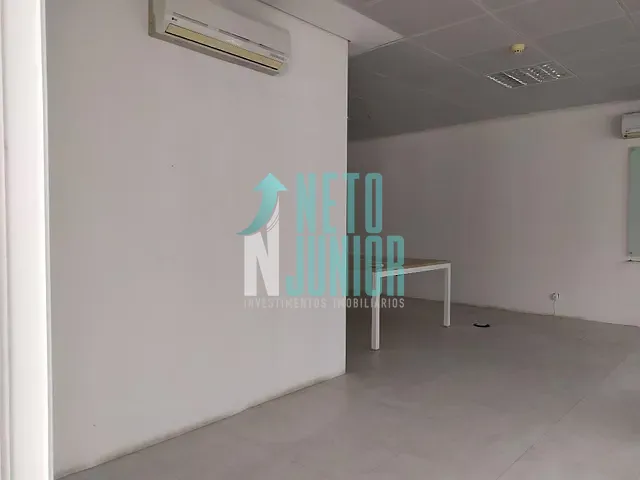 Conjunto com 50m², à venda, no bairro Indianópolis em São Paulo