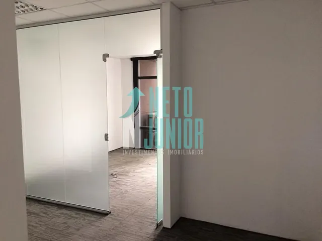 Conjunto comercial com 84m², para alugar, no bairro Brooklin Novo em São Paulo