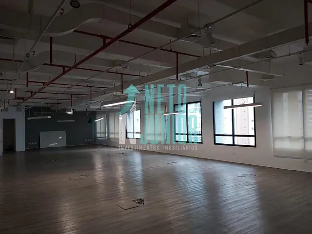 Conjunto com 260m², para alugar, no bairro Vila Olímpia em São Paulo
