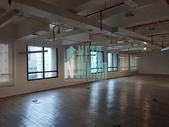 Conjunto com 260m², para alugar, no bairro Vila Olímpia em São Paulo
