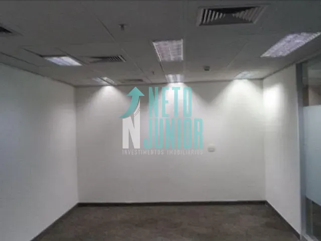 Conjunto com 775m², à venda ou para alugar, no bairro Pinheiros em São Paulo