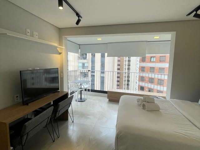 Outro com 600m² 1 quarto e 1 banheiro, à venda, no bairro Vila Nova Conceição em São Paulo