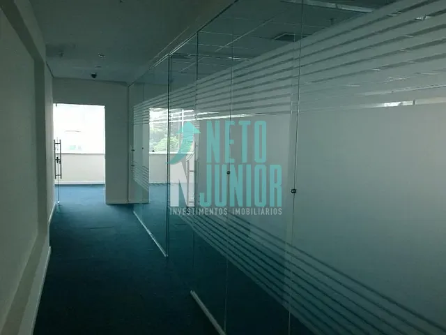 Conjunto com 163m², à venda ou para alugar, no bairro Itaim Bibi em São Paulo