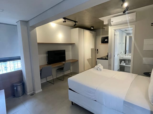 Outro com 600m² 1 quarto e 1 banheiro, à venda, no bairro Vila Nova Conceição em São Paulo