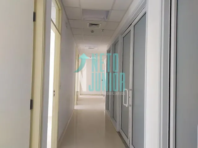 Conjunto com 136m², para alugar, no bairro Indianópolis em São Paulo