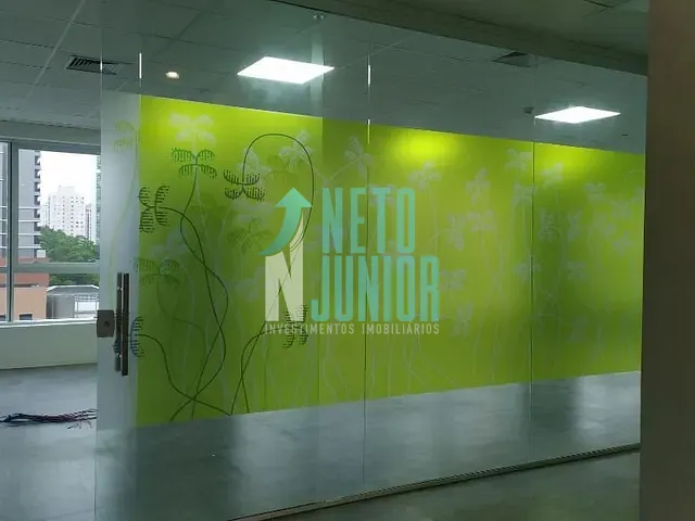 Conjunto com 136m², para alugar, no bairro Indianópolis em São Paulo