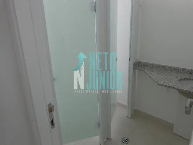 Conjunto com 136m², para alugar, no bairro Indianópolis em São Paulo