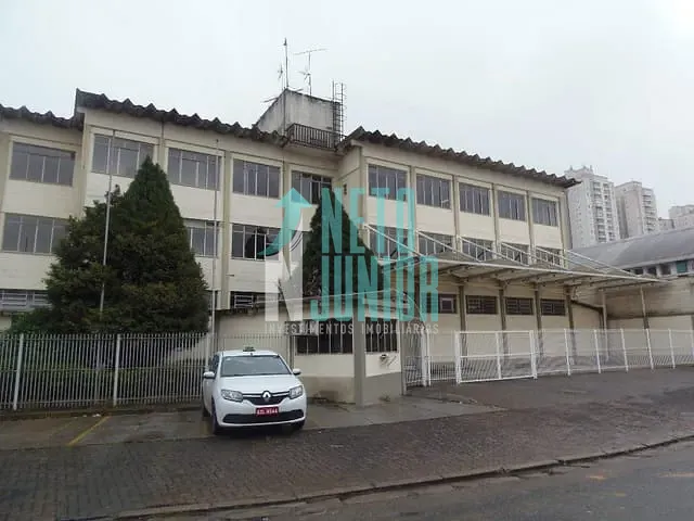 Galpão com 2684m², para alugar, no bairro Jardim Pereira Leite em São Paulo