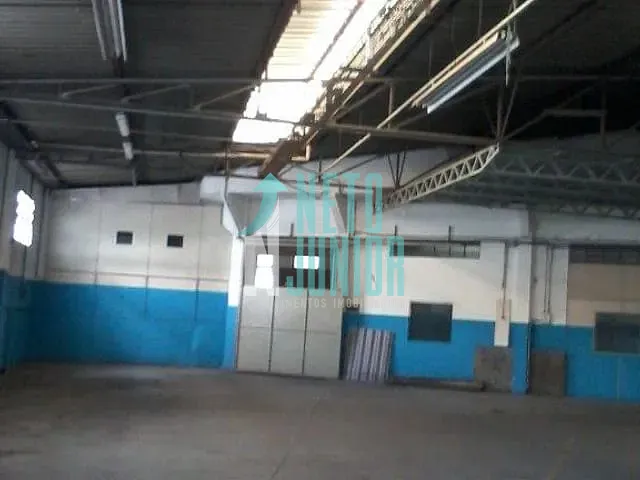 Galpão com 3200m², para alugar, no bairro Lapa de Baixo em São Paulo