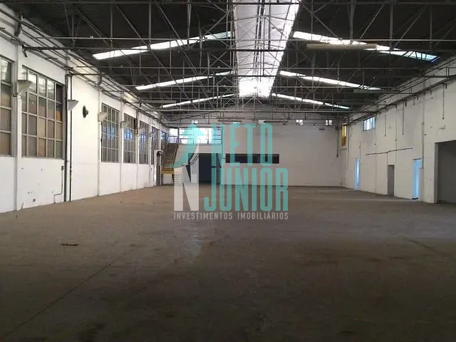Galpão com 3200m², para alugar, no bairro Lapa de Baixo em São Paulo