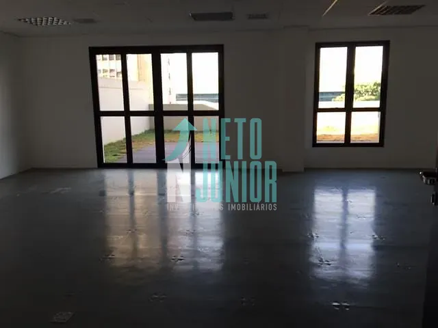 Conjunto com 150m², à venda, no bairro Vila Hamburguesa em São Paulo