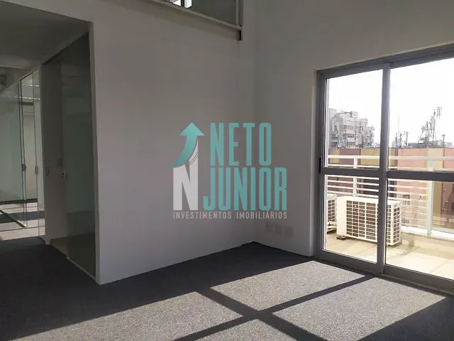 Conjunto com 111m², para alugar, no bairro Indianópolis em São Paulo