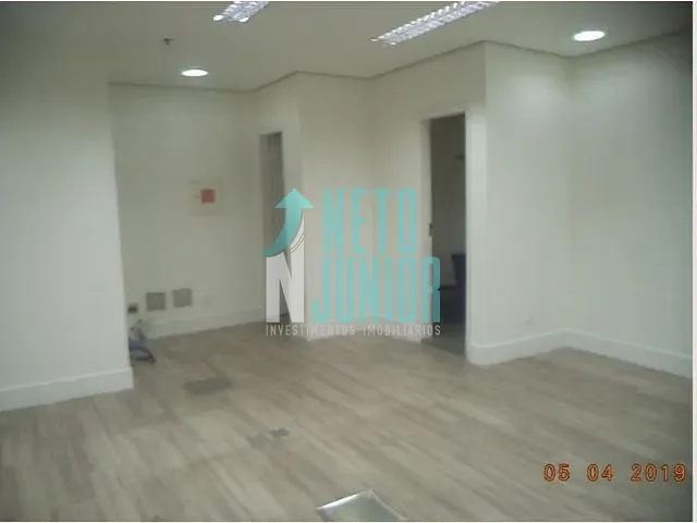 Conjunto com 79m², à venda ou para alugar, no bairro Vila Olímpia em São Paulo