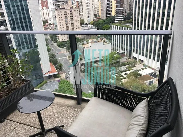 Flat com 35m² 1 quarto e 1 banheiro, à venda ou para alugar, no bairro Itaim Bibi em São Paulo