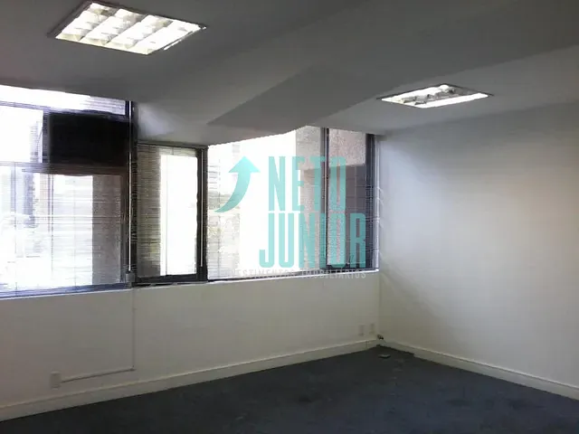Conjunto com 212m², à venda ou para alugar, no bairro Brooklin em São Paulo