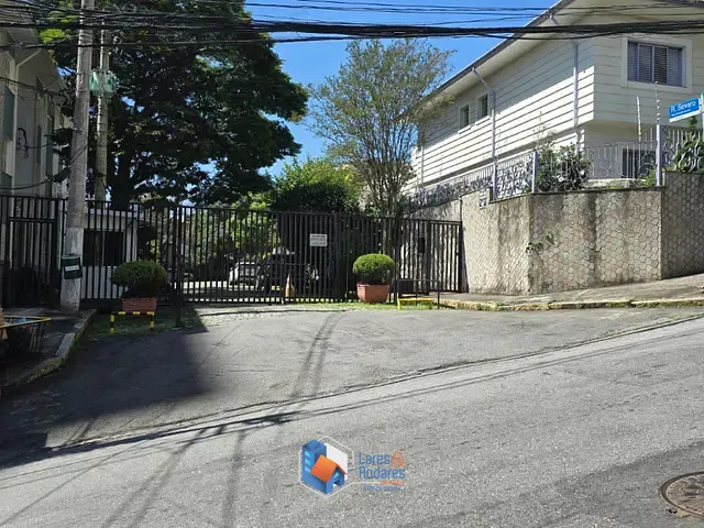 Outro com 200m² 4 quartos e 2 banheiros, à venda, no bairro Perdizes em São Paulo