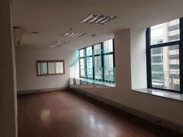 Conjunto com 489m², para alugar, no bairro Vila Olímpia em São Paulo